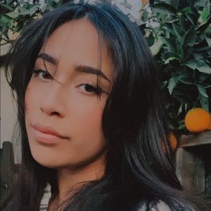 Meet your Posher, Paulina